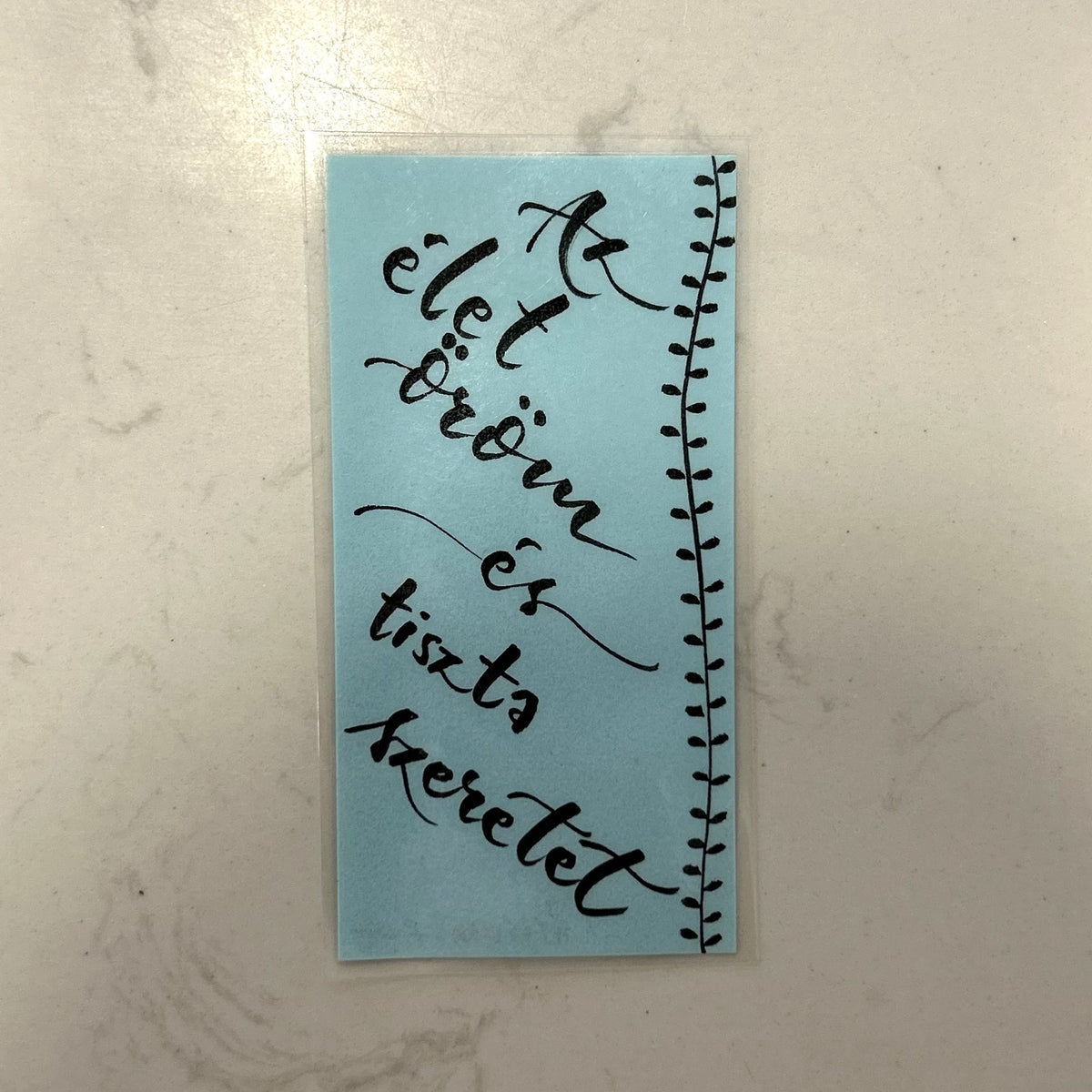 Az élet öröm és tiszta szeretet motivációs könyvjelző, MonikArt